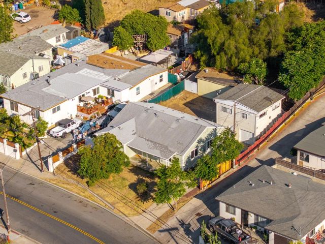 5321 Santa Margarita, San Diego, CA 92114
