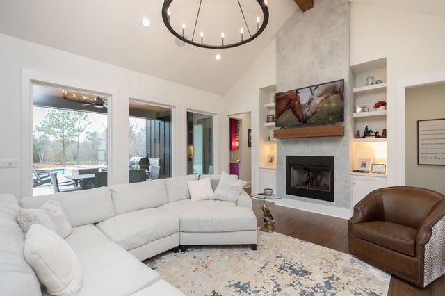 15887 County Road 436, Lindale, TX 75771