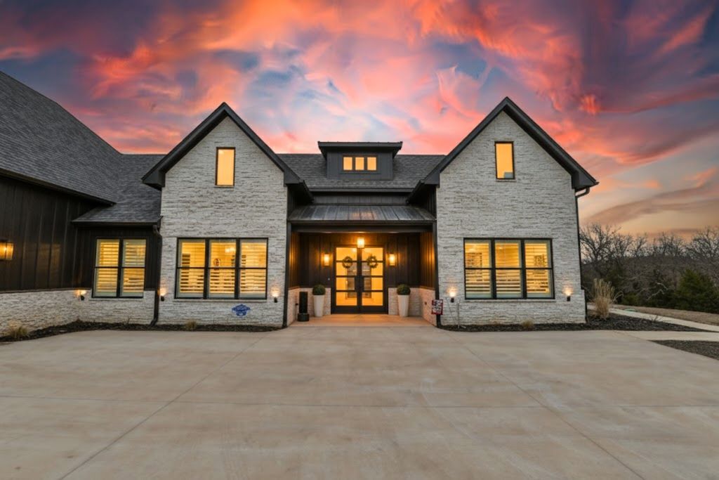 15887 County Road 436, Lindale, TX 75771