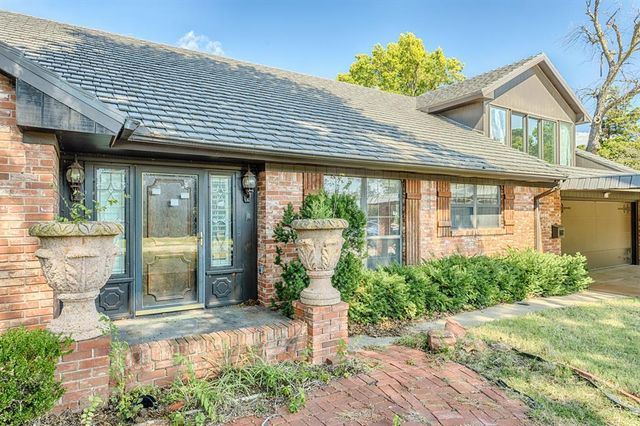 2824 Nichols Road, Chickasha, OK 73018