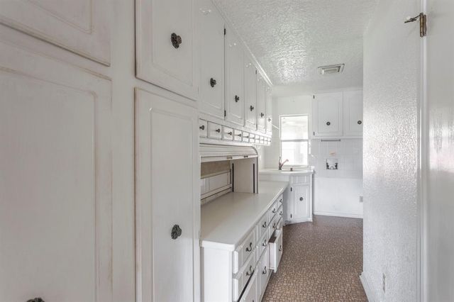 2824 Nichols Road, Chickasha, OK 73018