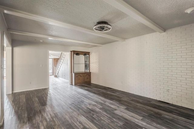 2824 Nichols Road, Chickasha, OK 73018