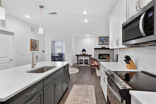 3321 Orwell Way 3402, Cumming, GA 30041