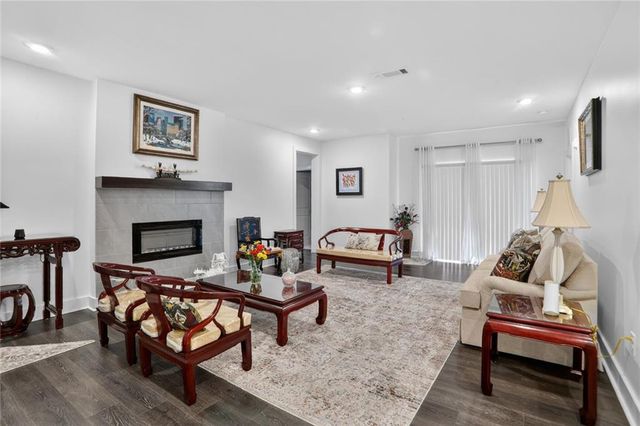 3321 Orwell Way 3402, Cumming, GA 30041