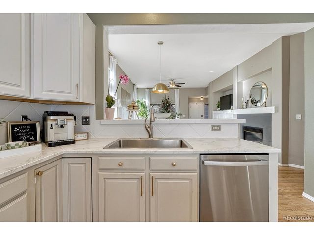 566 Oxbow Dr, Monument, CO 80132