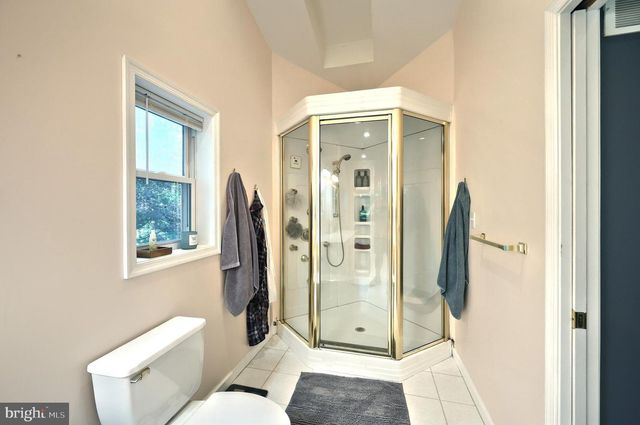 5624 CHURCH RD, Felton, PA 17322