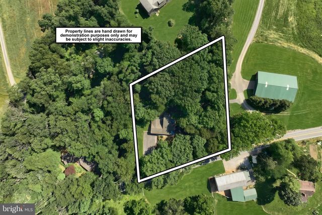 5624 CHURCH RD, Felton, PA 17322