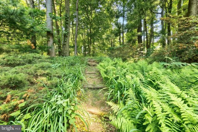 5624 CHURCH RD, Felton, PA 17322