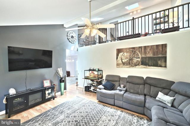5624 CHURCH RD, Felton, PA 17322