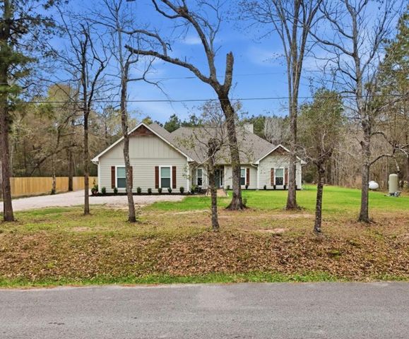 26615 South Creek Drive, Magnolia, TX 77354