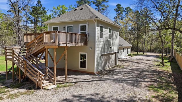 26615 South Creek Drive, Magnolia, TX 77354