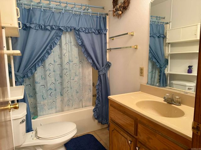 1714 Strawfloor Drive, Jonesboro, AR 72404