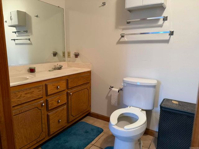 1714 Strawfloor Drive, Jonesboro, AR 72404