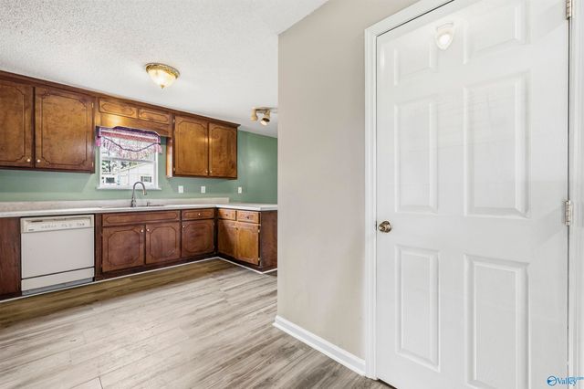 1211 Thornhill Road, Boaz, AL 35956
