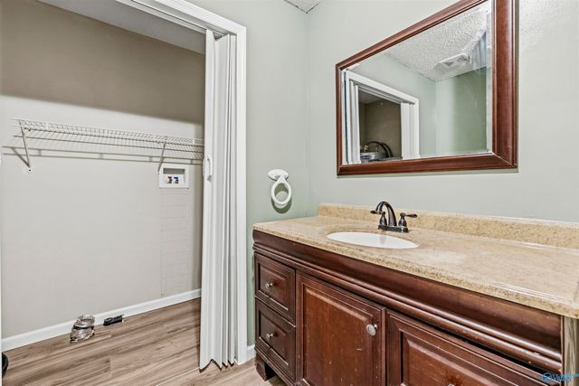 1211 Thornhill Road, Boaz, AL 35956