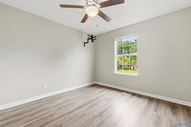 1211 Thornhill Road, Boaz, AL 35956