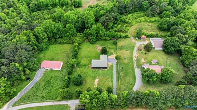 1211 Thornhill Road, Boaz, AL 35956