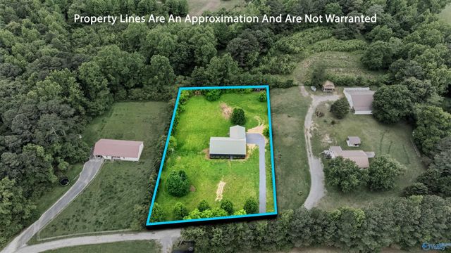 1211 Thornhill Road, Boaz, AL 35956