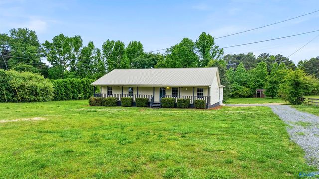 1211 Thornhill Road, Boaz, AL 35956