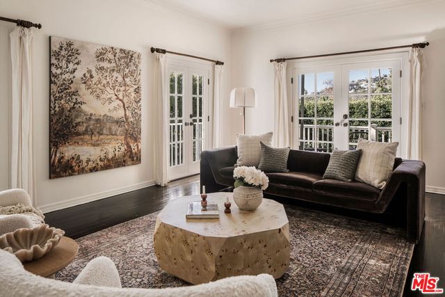 1737 N Stanley Avenue, Los Angeles, CA 90046