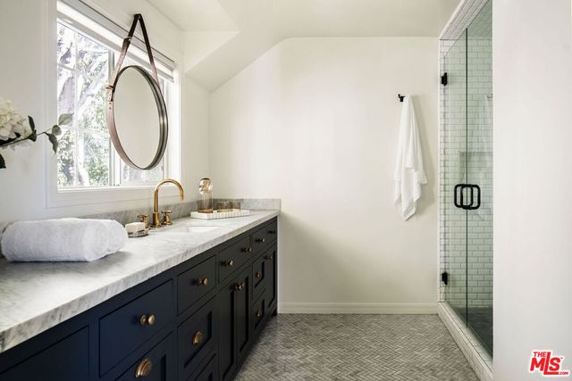 1737 N Stanley Avenue, Los Angeles, CA 90046