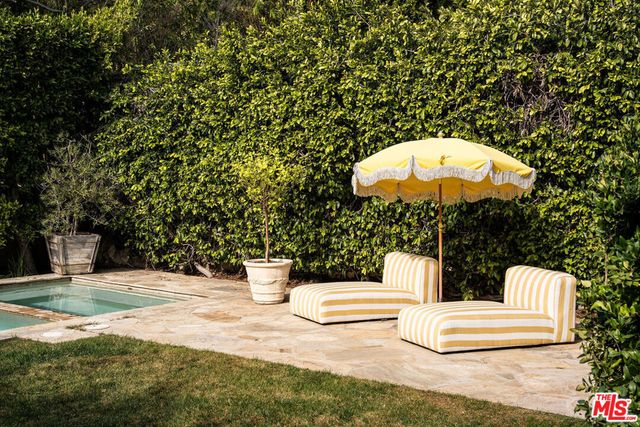 1737 N Stanley Avenue, Los Angeles, CA 90046