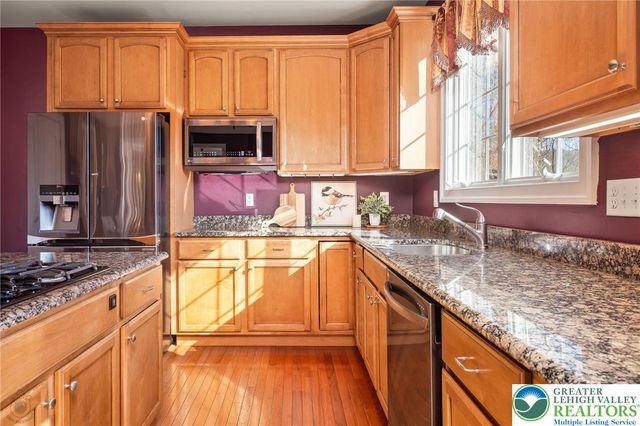 50 Melchor Drive, Easton, PA 18042