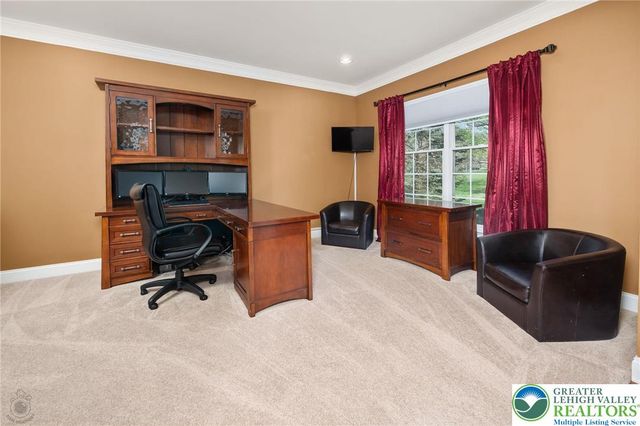 50 Melchor Drive, Easton, PA 18042