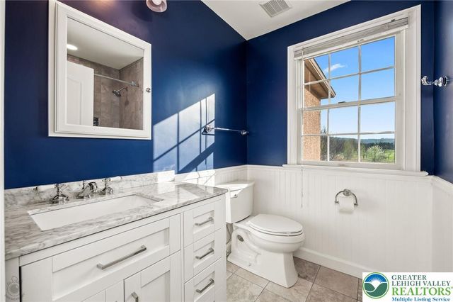 50 Melchor Drive, Easton, PA 18042