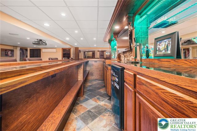 50 Melchor Drive, Easton, PA 18042