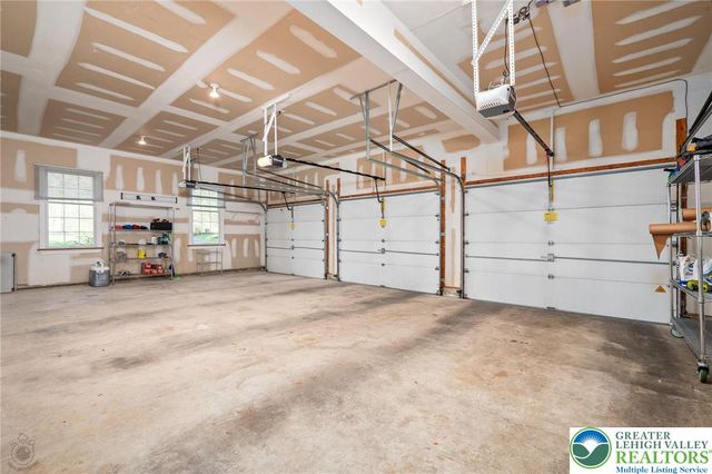 50 Melchor Drive, Easton, PA 18042