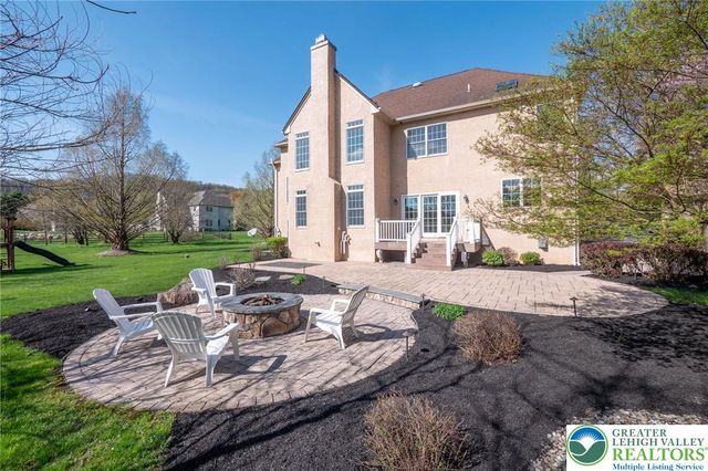 50 Melchor Drive, Easton, PA 18042