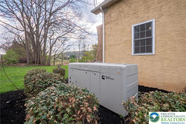 50 Melchor Drive, Easton, PA 18042