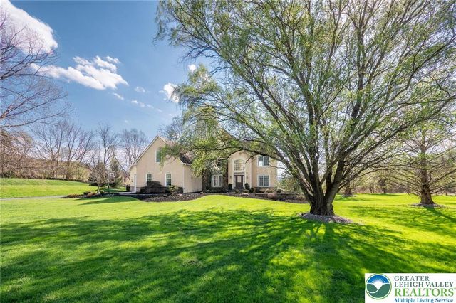 50 Melchor Drive, Easton, PA 18042