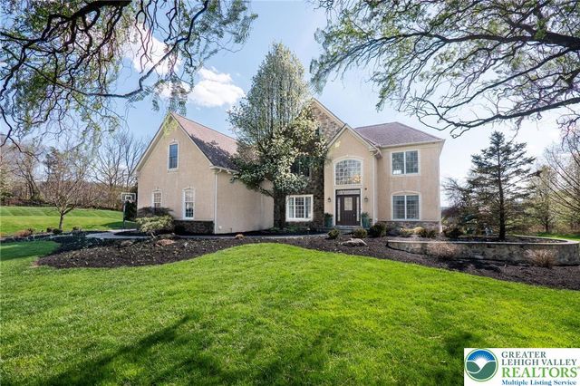 50 Melchor Drive, Easton, PA 18042