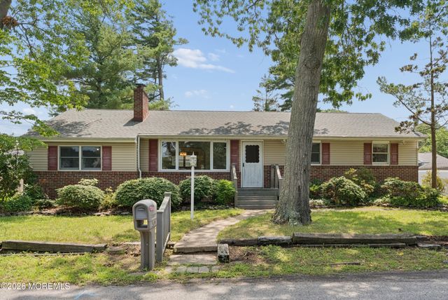 509 Ship Avenue, Beachwood, NJ 08722