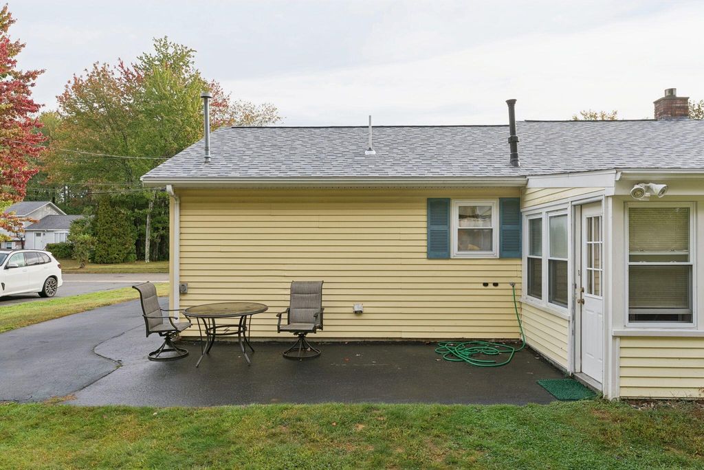 145 Settler Road, South Portland, ME 04106 — photo 2