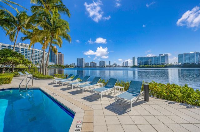 3255 NE 184th St 12112, Aventura, FL 33160