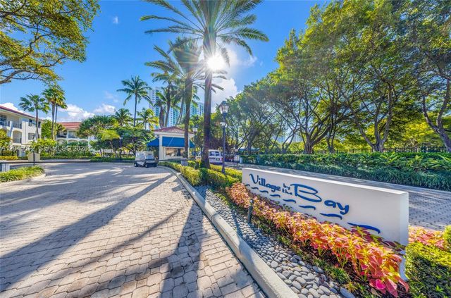 3255 NE 184th St 12112, Aventura, FL 33160