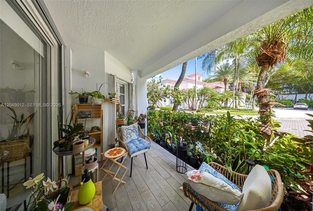 3255 NE 184th St 12112, Aventura, FL 33160
