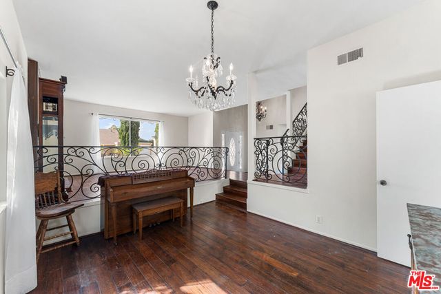 3381 Elma Street, Camarillo, CA 93010