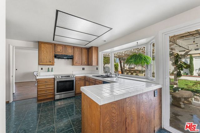 3381 Elma Street, Camarillo, CA 93010