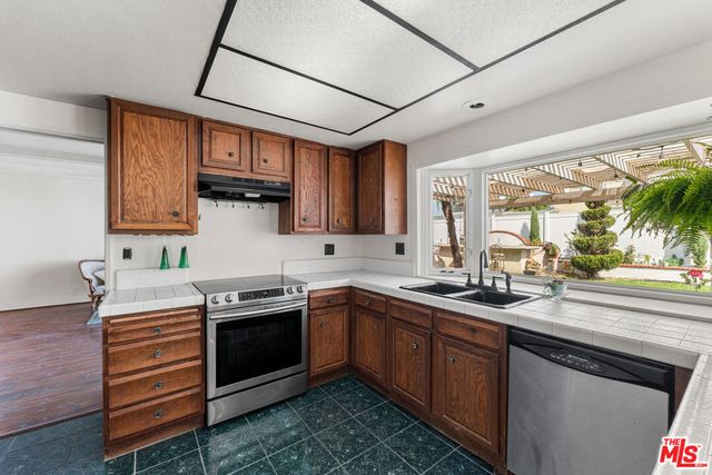 3381 Elma Street, Camarillo, CA 93010