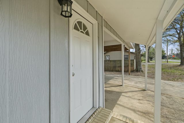 1410 Magee Drive, Searcy, AR 72143