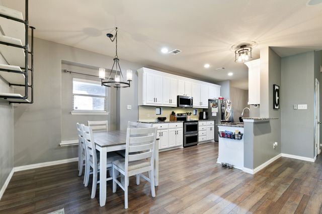 107 Ashlyn Court, Whitesboro, TX 76273