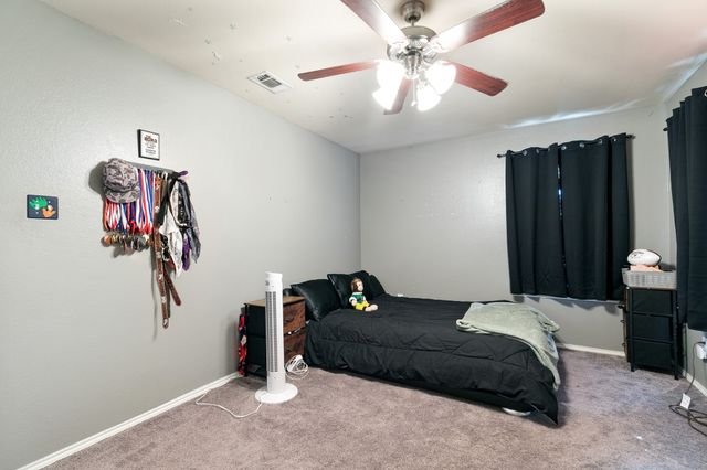 107 Ashlyn Court, Whitesboro, TX 76273