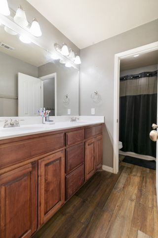 107 Ashlyn Court, Whitesboro, TX 76273