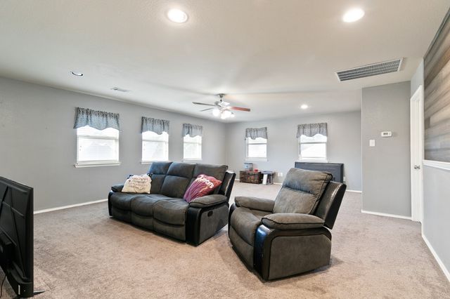 107 Ashlyn Court, Whitesboro, TX 76273
