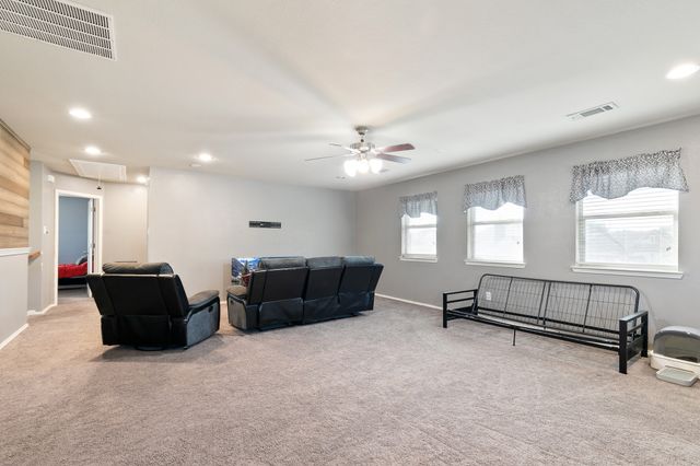 107 Ashlyn Court, Whitesboro, TX 76273