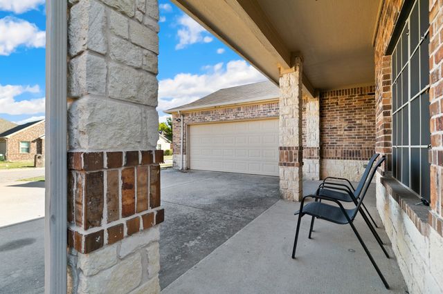 107 Ashlyn Court, Whitesboro, TX 76273